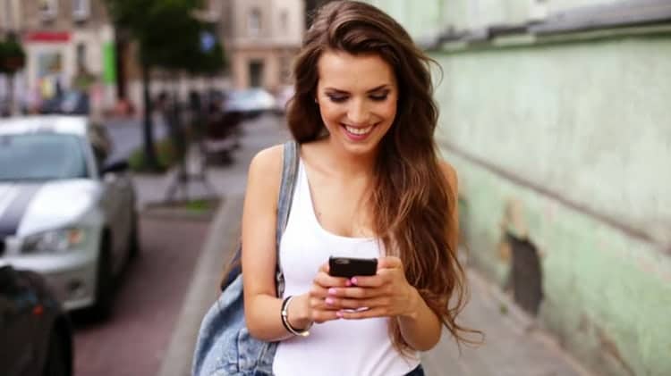 Répondre aux questions des filles sur les sites de rencontre